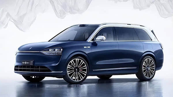 长城汽车的2025：加速调整，加速出海！