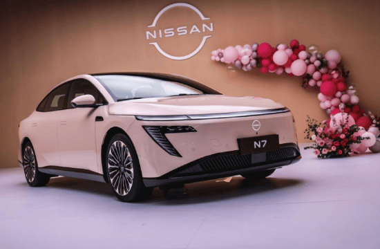 东风日产首款纯电N7车主：新车首月维修7次，品质堪忧！东风日产陷品控危机，抱上华为大腿，能否挽救颓势？