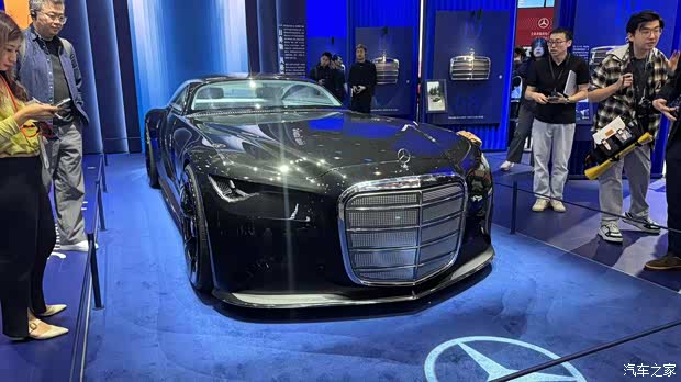 2025广州车展：奔驰Vision Iconic概念车亮相 造型个性独特